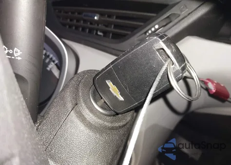 2011 Chevrolet Equinox Ls z USA, uszkodzony, nr VIN 2CNALBEC9B6205395